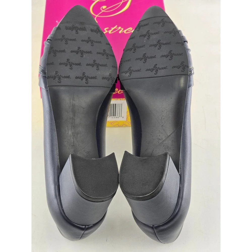 Easy Street Millie Pumps Womens 9 WW Navy Blue Patent Bow Heel - NEW